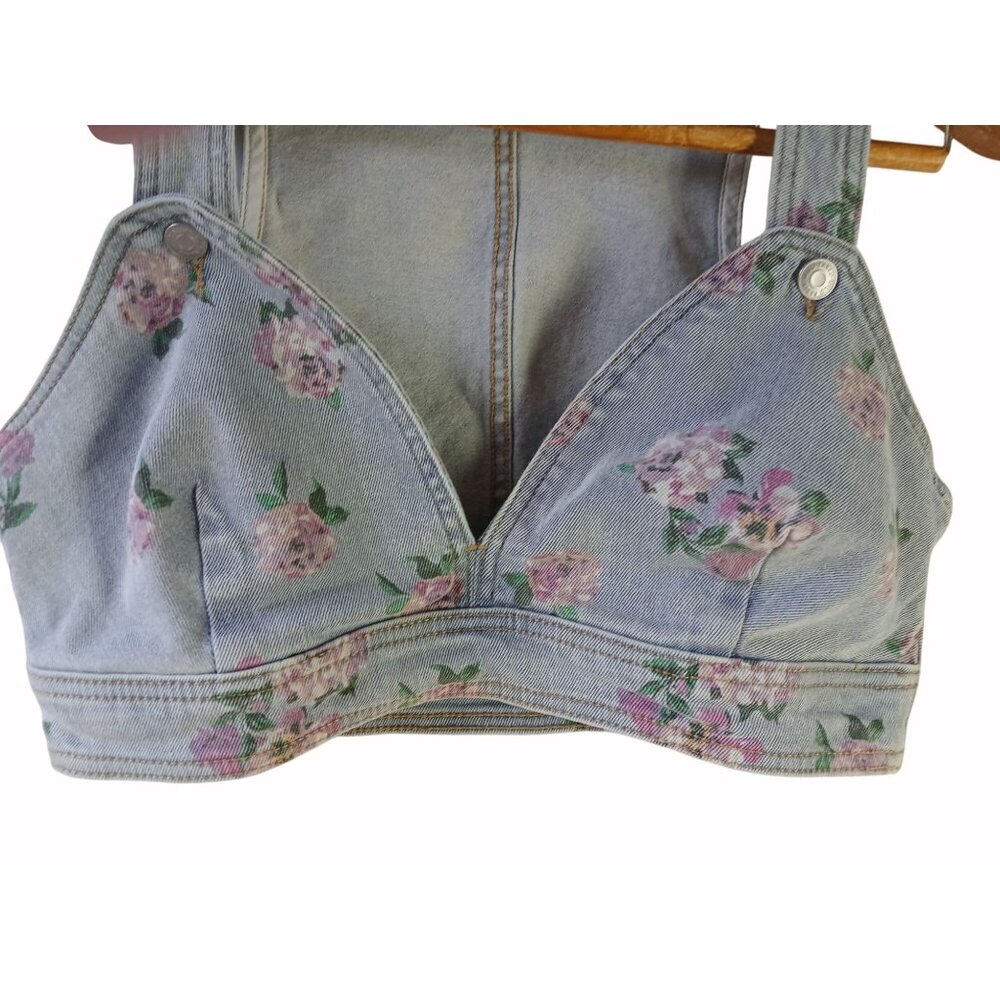 Wild Fable Light Blue Denim Floral Crop Top Size M Vest Side Zip Recycled Boho - Picture 2 of 12